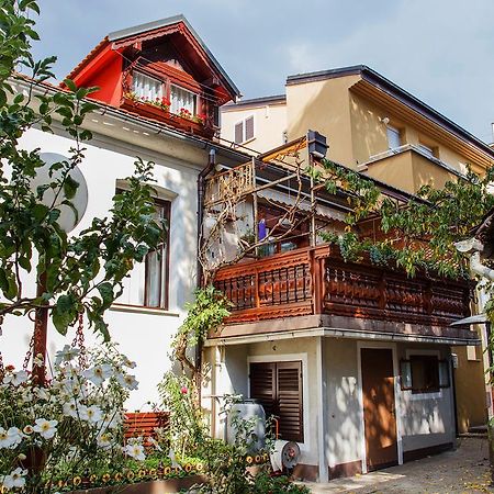 Apartment Ferk Загреб Екстериор снимка