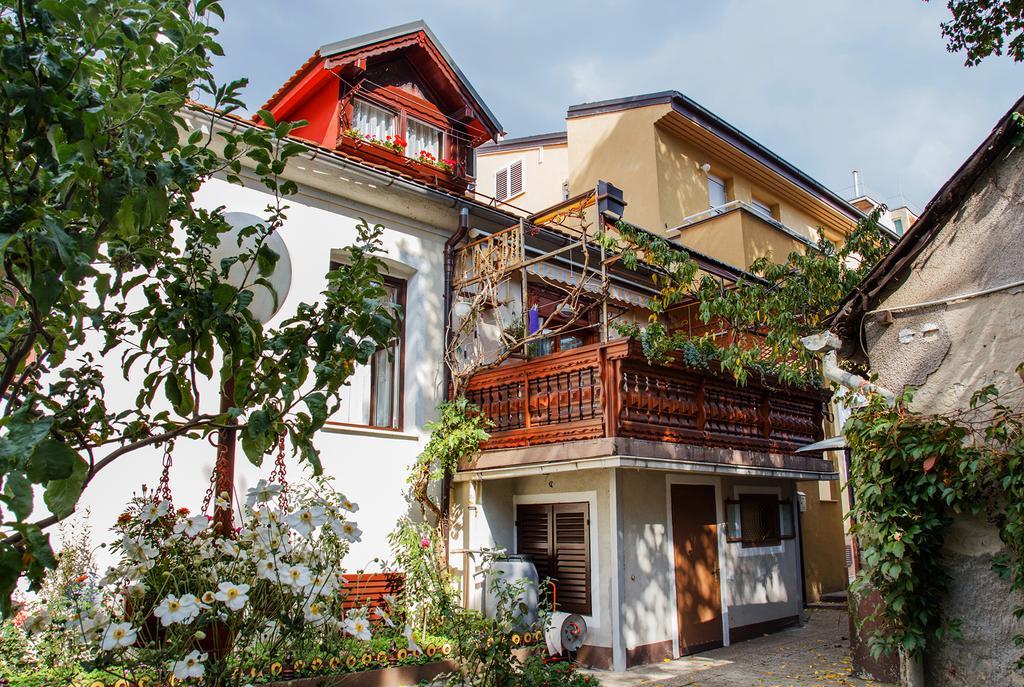 Apartment Ferk Загреб Екстериор снимка