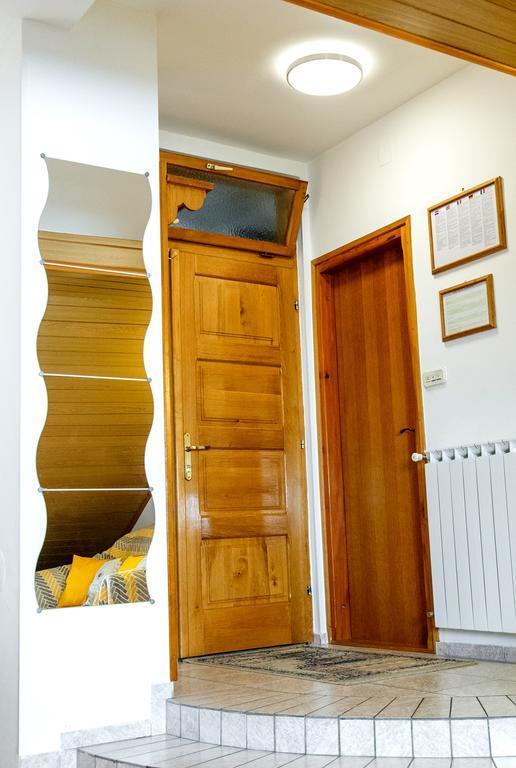 Apartment Ferk Загреб Екстериор снимка