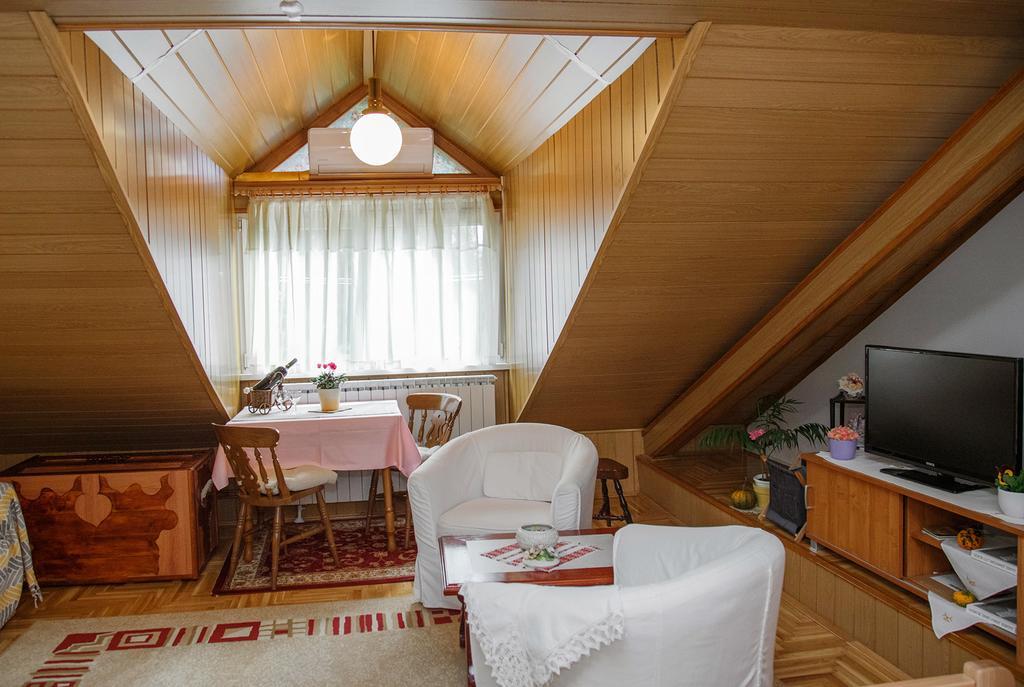 Apartment Ferk Загреб Екстериор снимка
